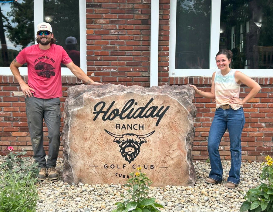 holiday ranch boulder design
